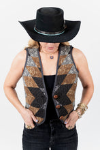 Load image into Gallery viewer, The Wolfe Quilted Vest - Medium