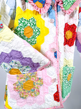 Load image into Gallery viewer, Child’s Jacket Size 5/6