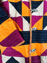 Load image into Gallery viewer, Child’s Jacket Size 5/6