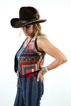 Load image into Gallery viewer, The Wolfe Quilt Vest - Small