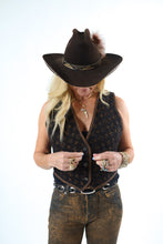 Load image into Gallery viewer, The Wolfe Quilted Vest - PRE-ORDER