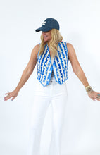 Load image into Gallery viewer, The Wolfe Quilt Vest - Medium