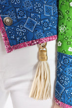 Load image into Gallery viewer, The Queen Bee