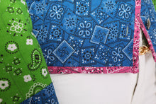 Load image into Gallery viewer, The Queen Bee