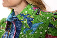 Load image into Gallery viewer, The Queen Bee