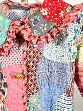 Load image into Gallery viewer, Child’s Jacket Size 5/6