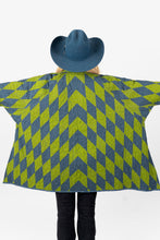 Load image into Gallery viewer, The Helen Quilt Jacket - Longer Sleeves