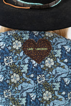 Load image into Gallery viewer, The Wolfe Quilt Vest - Small