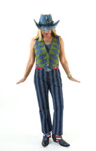 Load image into Gallery viewer, The Wolfe Quilt Vest - Medium