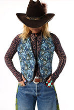 Load image into Gallery viewer, The Wolfe Vest - Medium