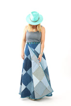 Load image into Gallery viewer, The Class Act Maxi