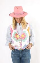 Load image into Gallery viewer, Wolfe Vest - Large