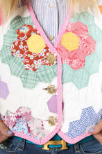 Load image into Gallery viewer, Wolfe Vest - Large