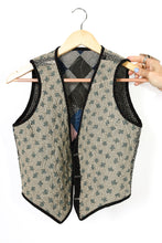 Load image into Gallery viewer, The Wolfe Vest - Small