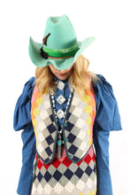 Load image into Gallery viewer, The Wolfe Vest - Medium