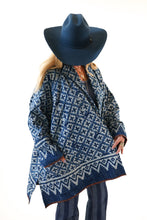Load image into Gallery viewer, The Helen Quilt Jacket - Longer Sleeves