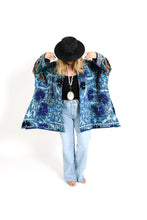 Load image into Gallery viewer, Suzani Helen