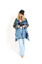 Load image into Gallery viewer, Suzani Helen