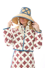 Load image into Gallery viewer, The Slim Shortie