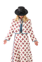 Load image into Gallery viewer, The Slim Shortie