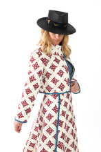 Load image into Gallery viewer, The Slim Shortie