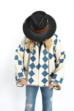 Load image into Gallery viewer, The Aunt Ethel