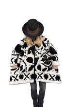 Load image into Gallery viewer, Suzani Helen