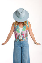 Load image into Gallery viewer, The Wolfe Vest - Medium
