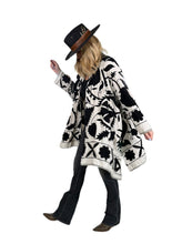 Load image into Gallery viewer, Suzani Helen