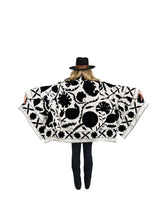 Load image into Gallery viewer, Suzani Helen