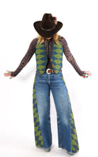 Load image into Gallery viewer, The Wolfe Vest - Medium