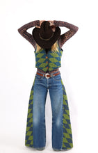 Load image into Gallery viewer, The Wolfe Vest - Medium