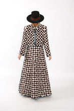 Load image into Gallery viewer, The Slim Shortie