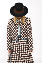 Load image into Gallery viewer, The Slim Shortie