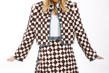 Load image into Gallery viewer, The Slim Shortie