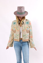 Load image into Gallery viewer, The Slim Shortie