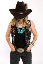 Load image into Gallery viewer, The Wolfe Vest - Small