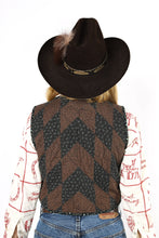 Load image into Gallery viewer, The Wolfe Vest - Large