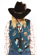 Load image into Gallery viewer, The Wolfe Vest - Large