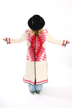 Load image into Gallery viewer, The Duster