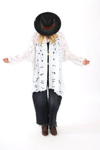 Load image into Gallery viewer, Petite Lace Helen