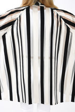 Load image into Gallery viewer, Silk Helen