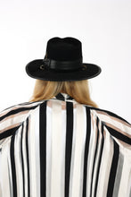 Load image into Gallery viewer, Silk Helen