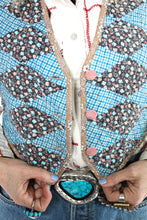 Load image into Gallery viewer, The Wolfe Vest - Medium