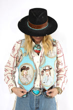 Load image into Gallery viewer, The Wolfe Vest - Medium