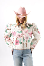 Load image into Gallery viewer, The Queen Bee