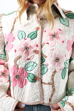 Load image into Gallery viewer, The Queen Bee