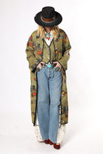 Load image into Gallery viewer, The Duster