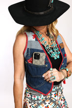 Load image into Gallery viewer, The Wolfe Vest - Small