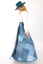 Load image into Gallery viewer, The Class Act Maxi